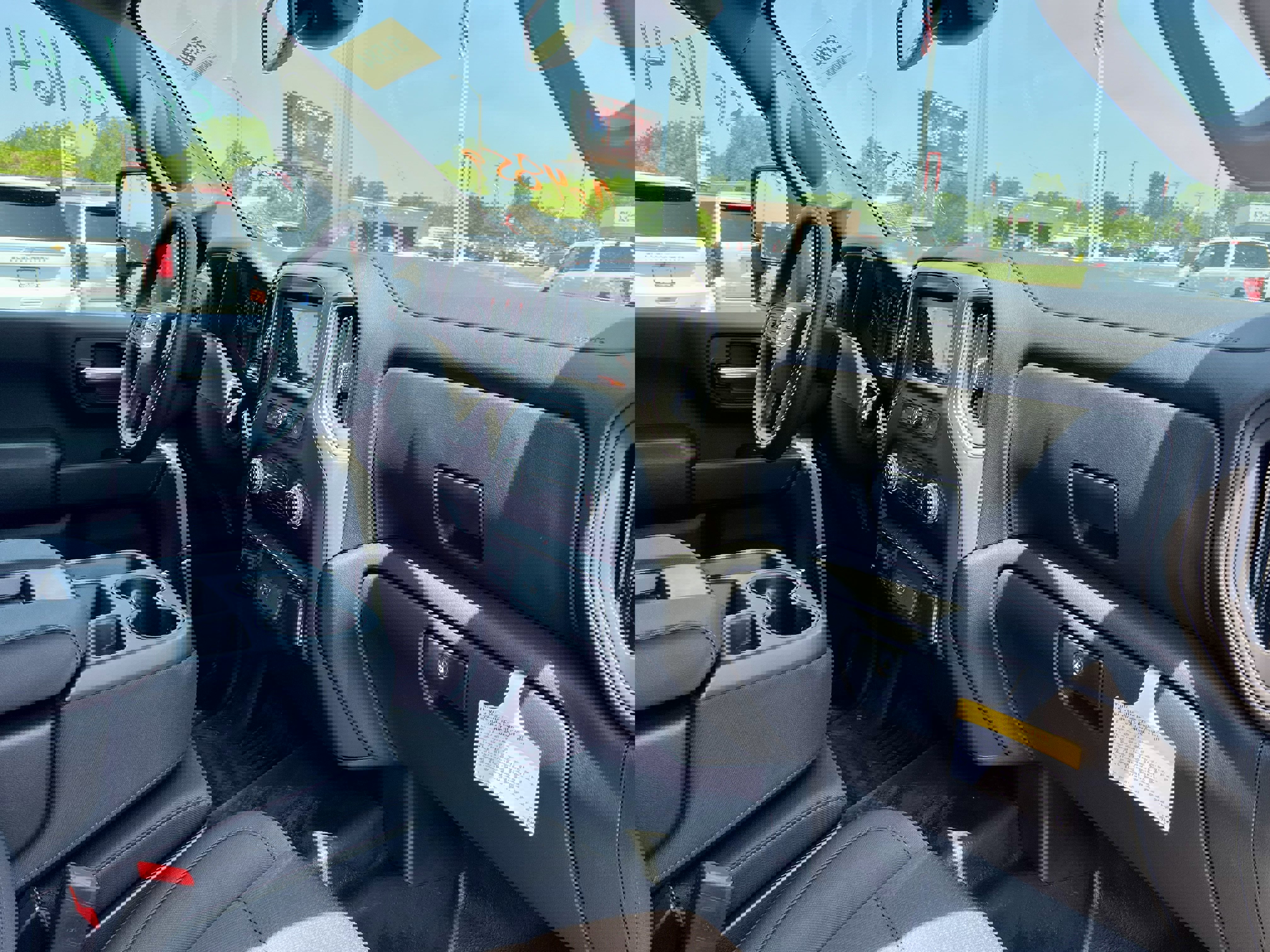 New 2025 GMC Sierra 2500 Pro w/ Convenience Package image 31