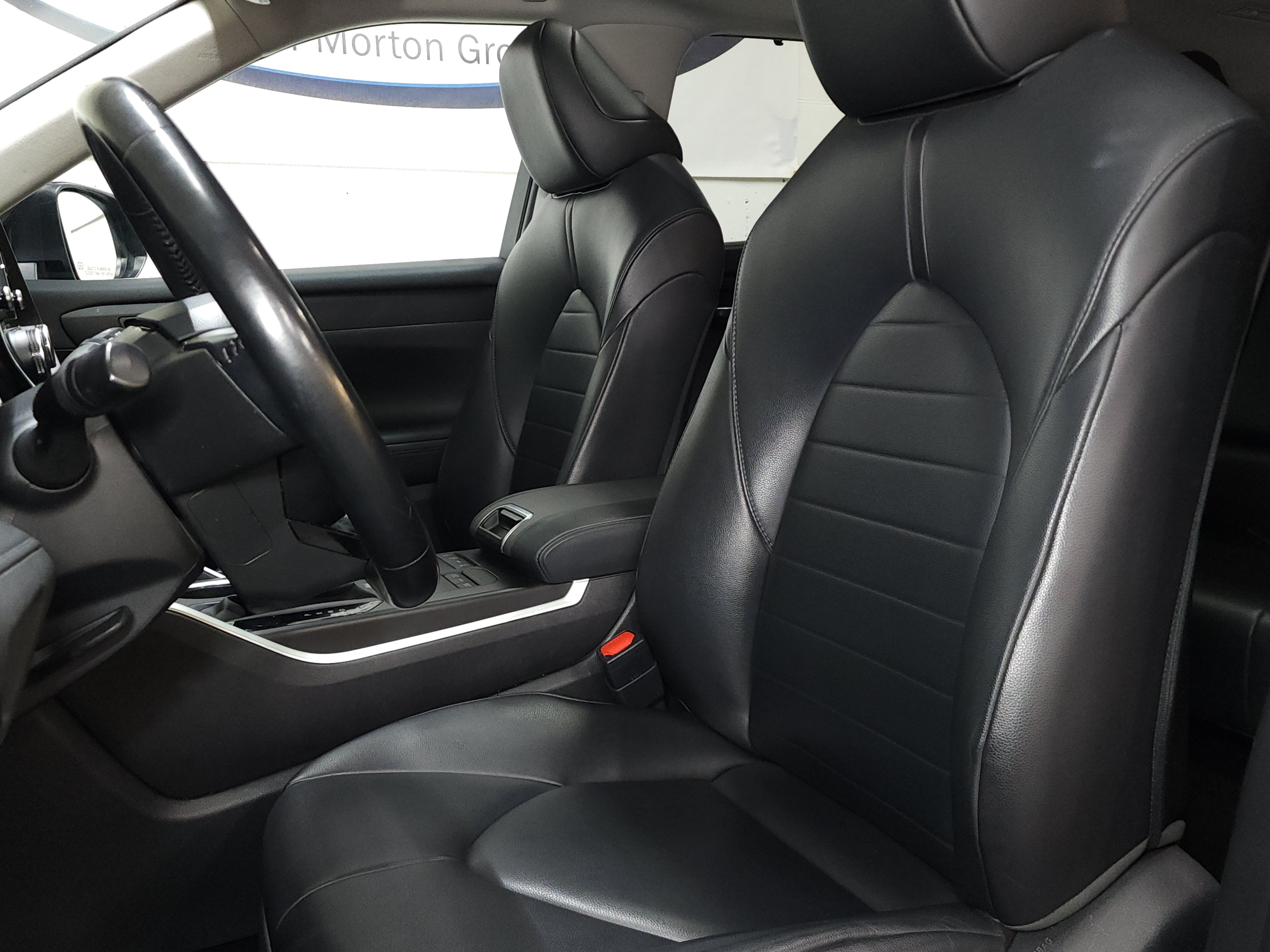 Used 2020 Toyota Highlander XLE AWD/4WD image 15