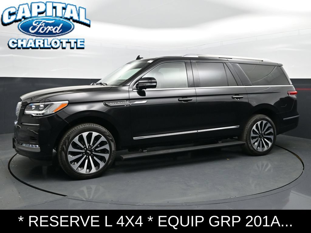 Used 2024 Lincoln Navigator L Reserve AWD/4WD image 2