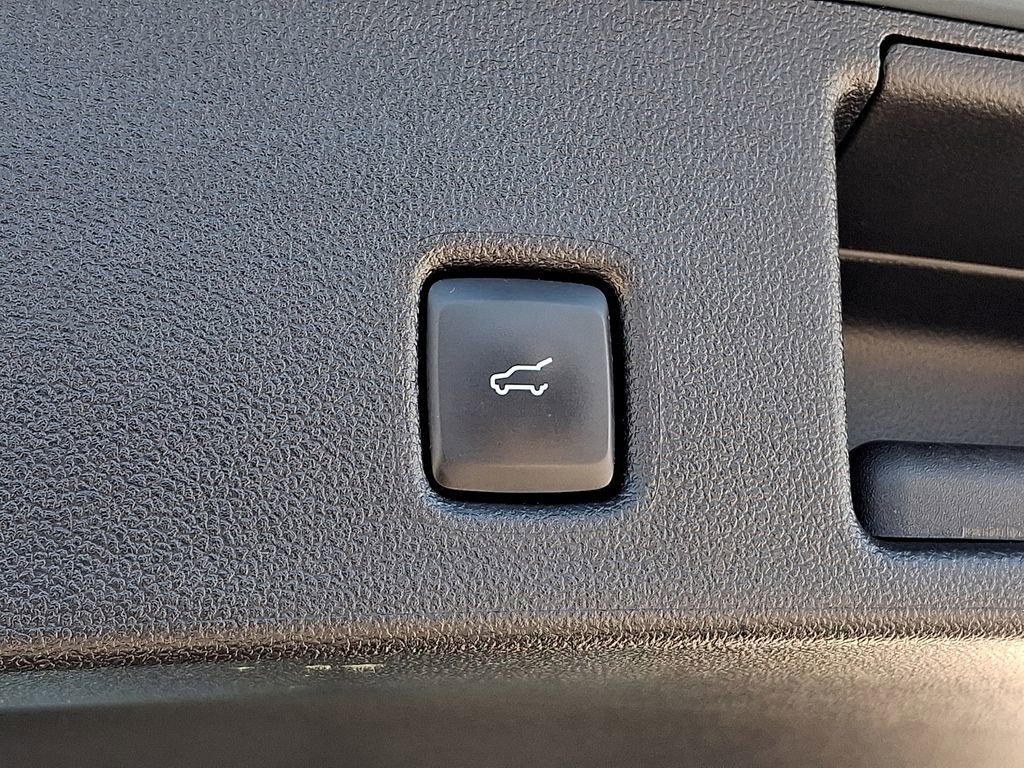 Used 2024 Ford Escape Platinum image 30