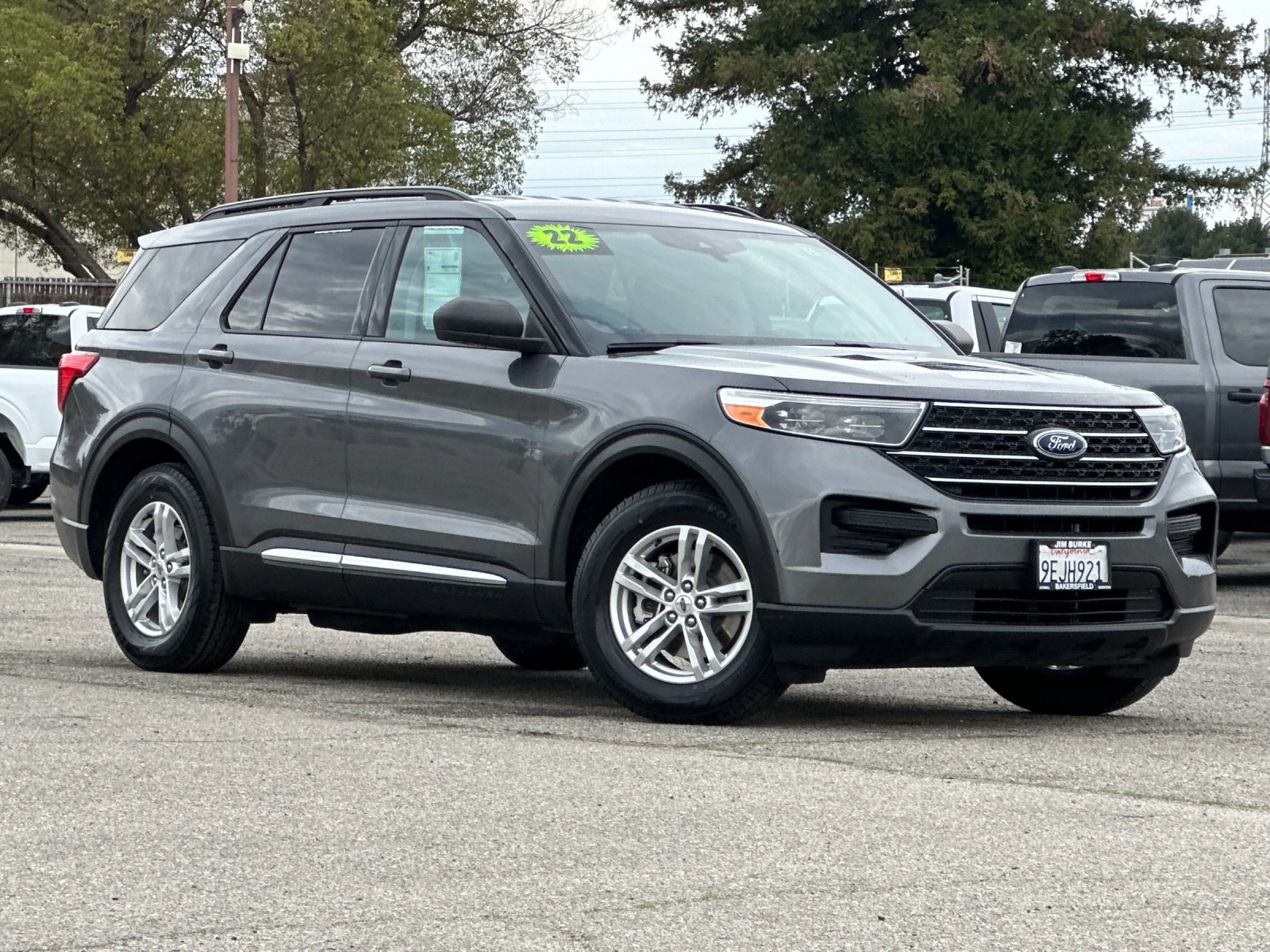 Certified 2022 Ford Explorer XLT image 2