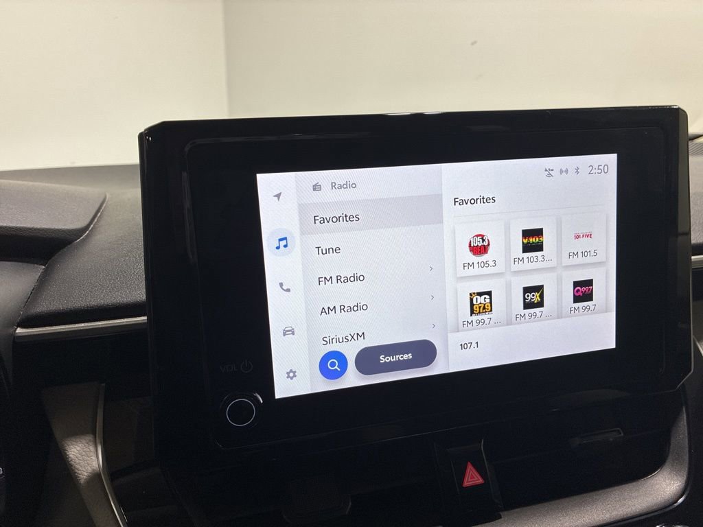 Used 2024 Toyota Corolla LE w/ LE Convenience Package image 20