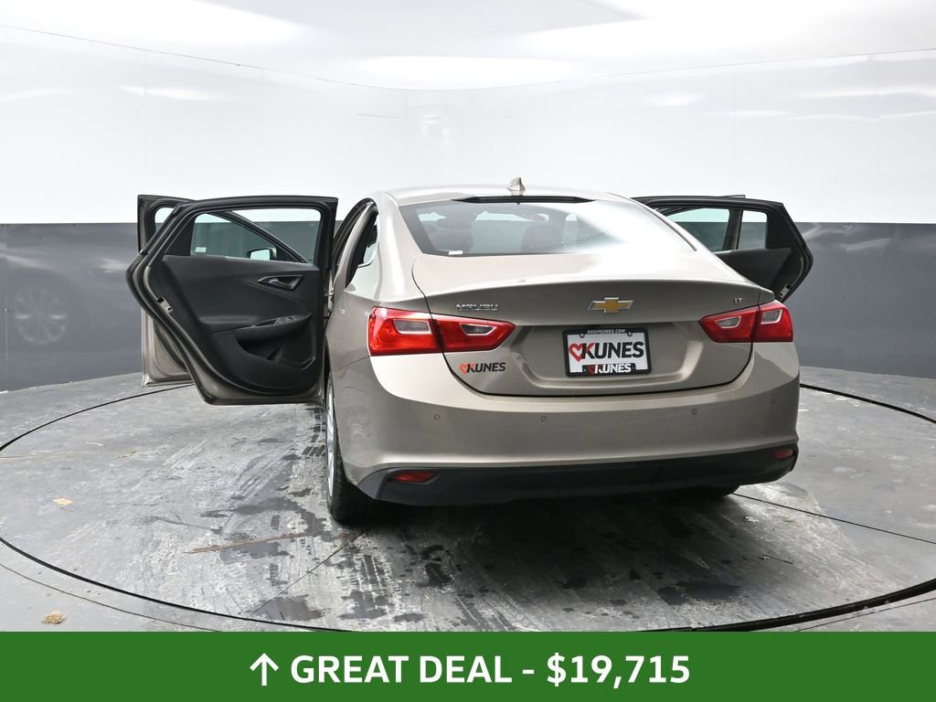 Used 2025 Chevrolet Malibu LT image 59