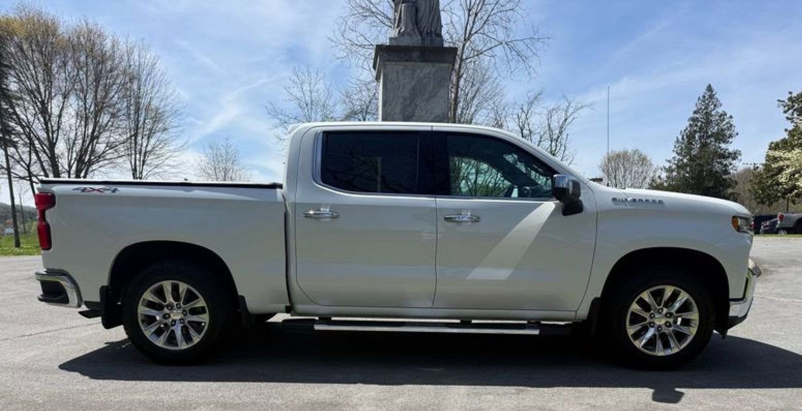 Used 2019 Chevrolet Silverado 1500 LTZ w/ LTZ Plus Package AWD/4WD image 6
