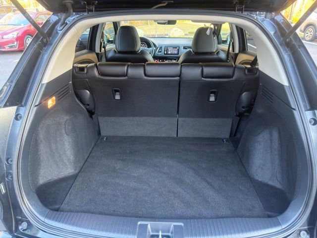 Used 2019 Honda HR-V Touring image 21