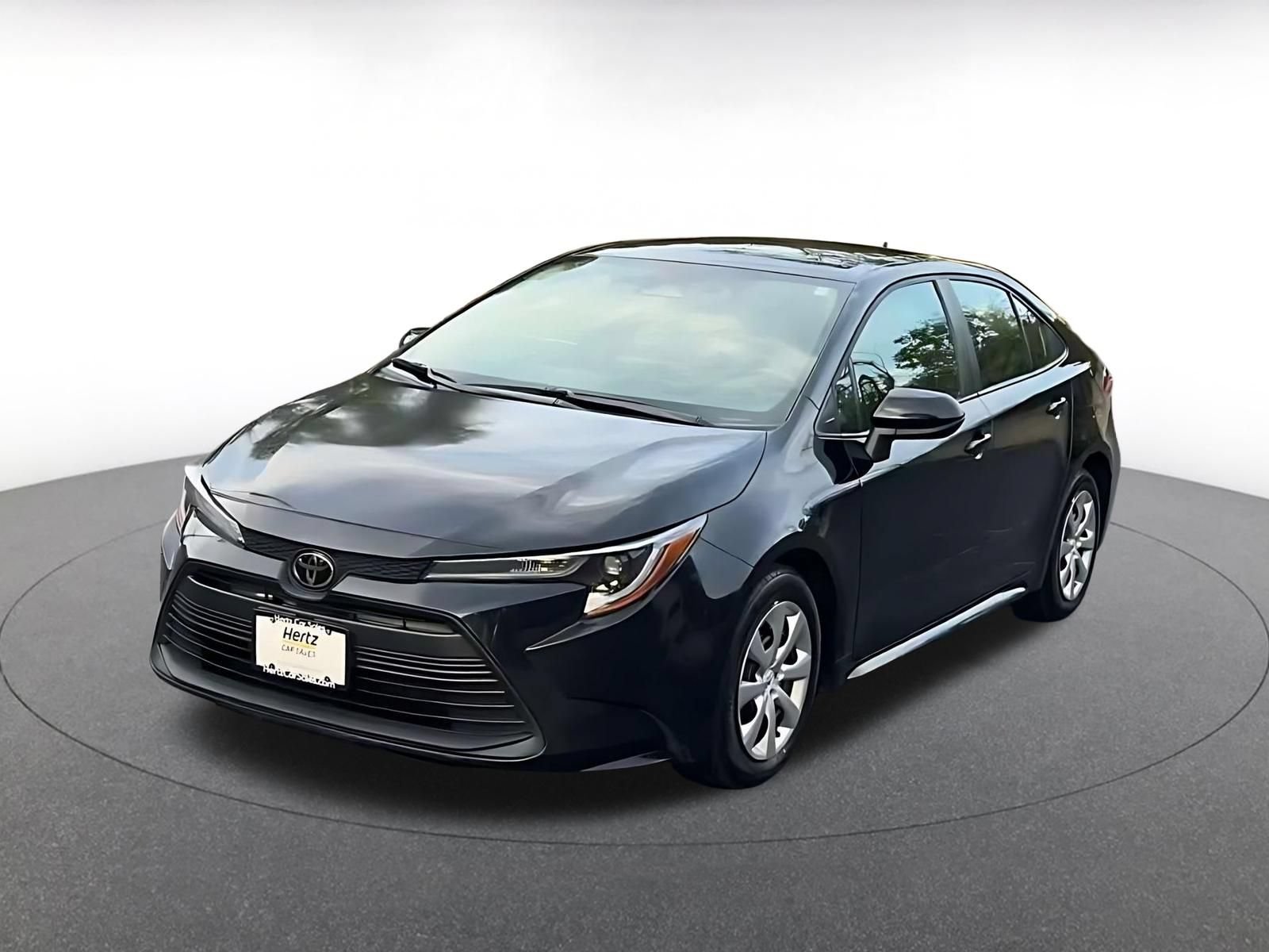 Used 2025 Toyota Corolla LE FWD image 6