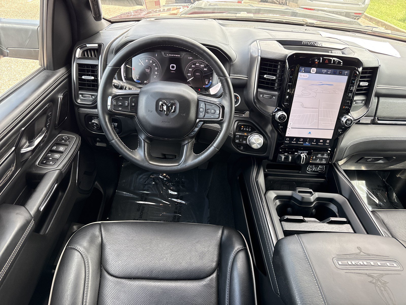 Used 2024 RAM 1500 Limited AWD/4WD image 16