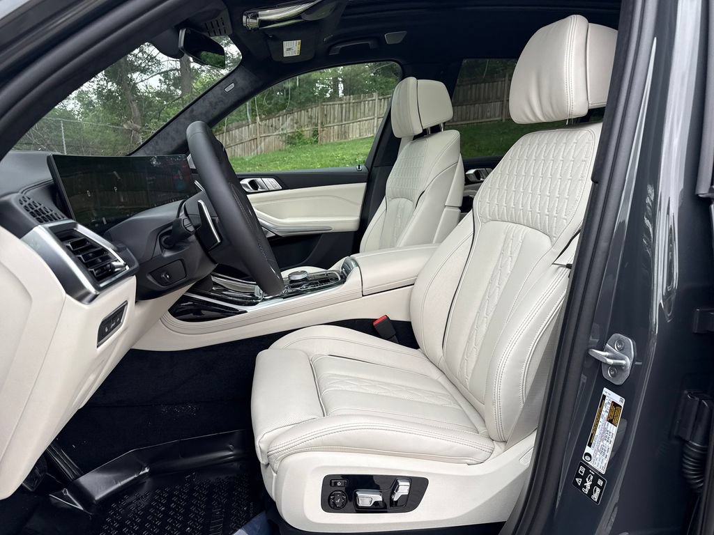 New 2027 BMW X7 M60i AWD/4WD image 10