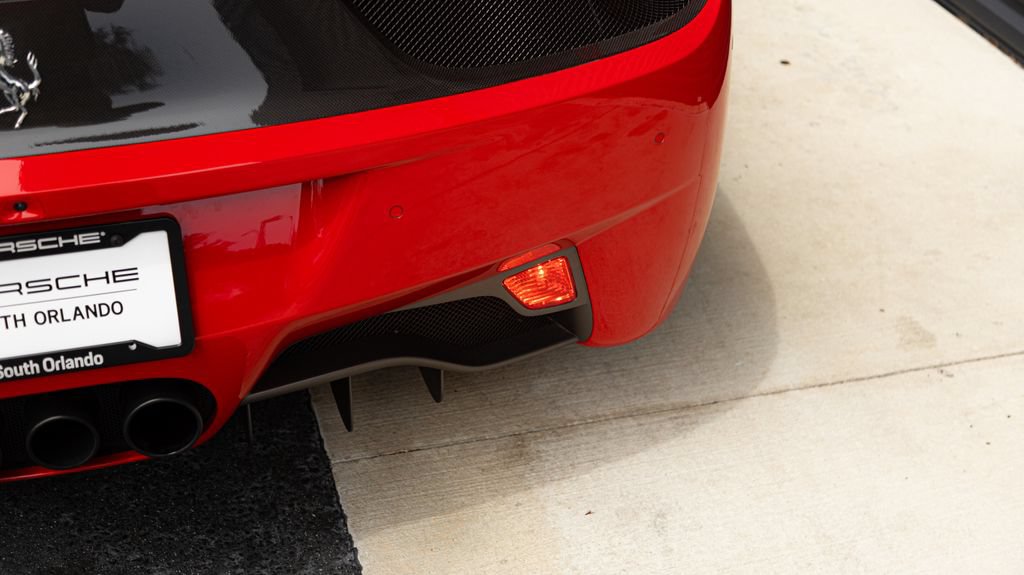 Used 2015 Ferrari 458 Spider RWD image 26