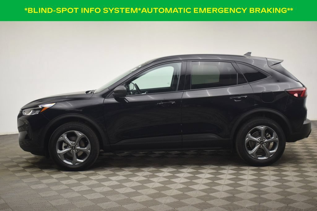 Used 2025 Ford Escape ST-Line AWD/4WD image 11