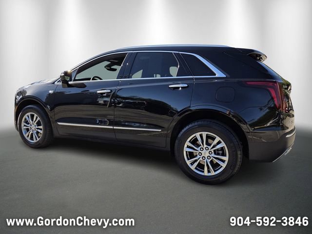 Certified 2022 Cadillac XT5 Premium Luxury w/ Technology Package AWD/4WD image 3