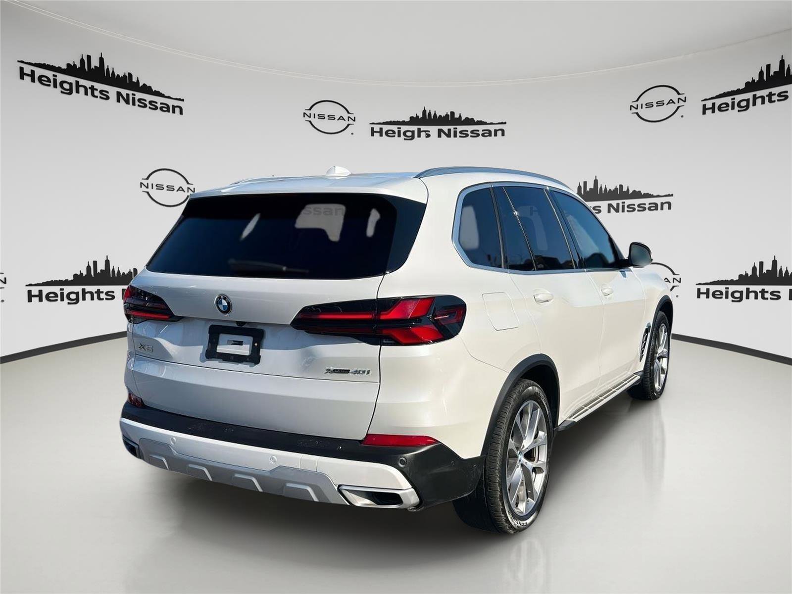 Used 2024 BMW X5 xDrive40i image 4