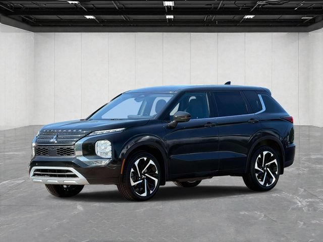 Used 2024 Mitsubishi Outlander SE