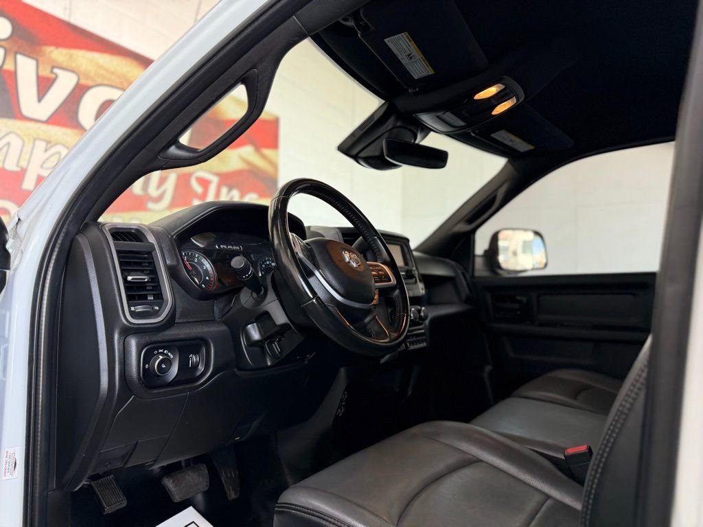 Used 2022 RAM 5500 Tradesman w/ Safety Group image 33