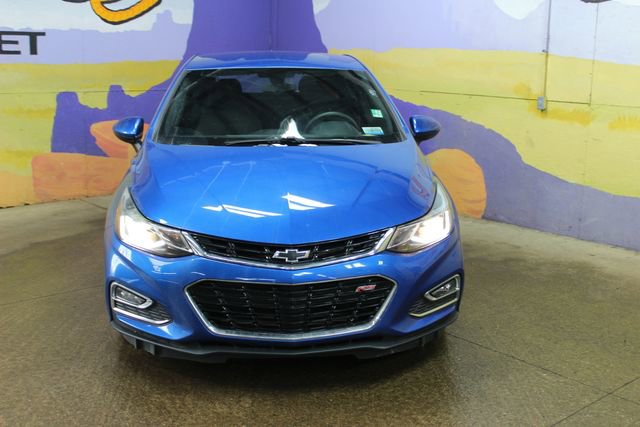 Used 2018 Chevrolet Cruze LT w/ RS Package FWD image 3