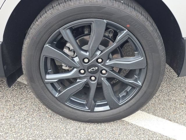 Used 2022 Chevrolet Equinox RS w/ LPO, Floor Liner Package FWD image 10