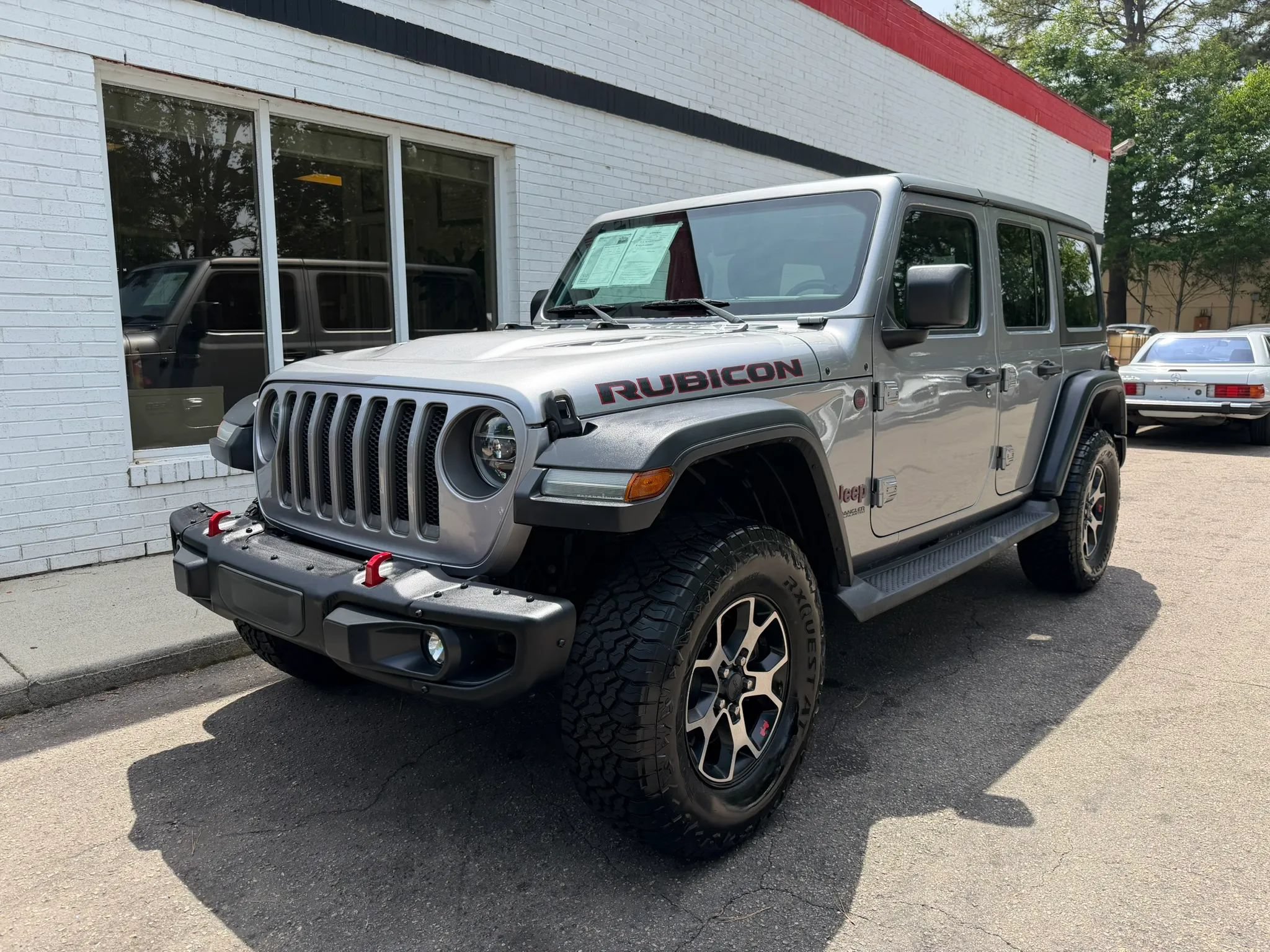 Used 2018 Jeep Wrangler Unlimited Rubicon AWD/4WD image 2