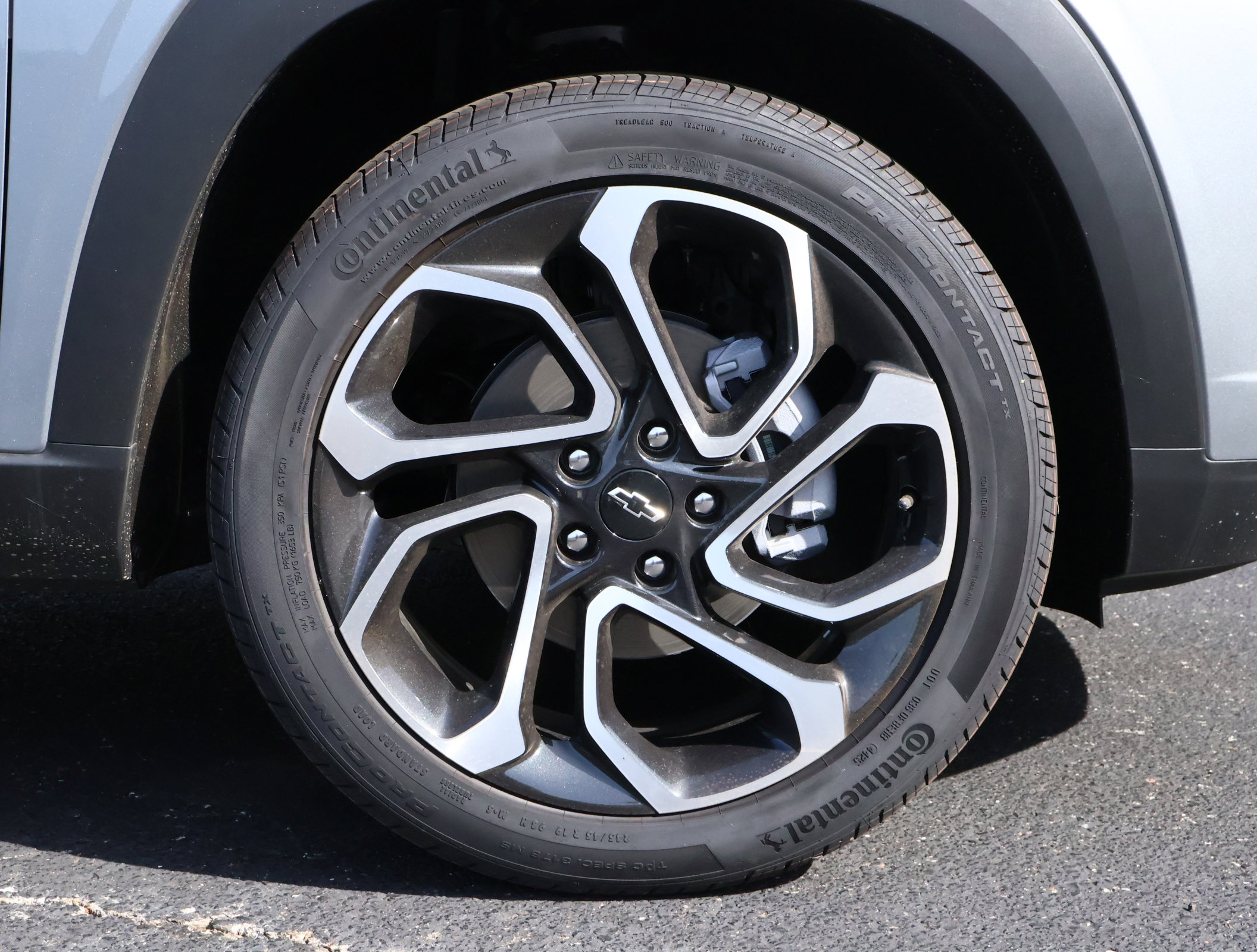New 2026 Chevrolet Trax RS w/ Driver Confidence Package FWD image 21