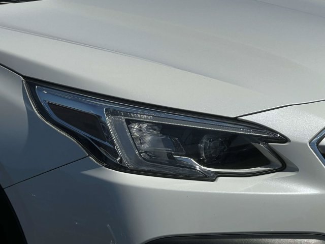 Used 2021 Subaru Outback Touring XT AWD/4WD image 12