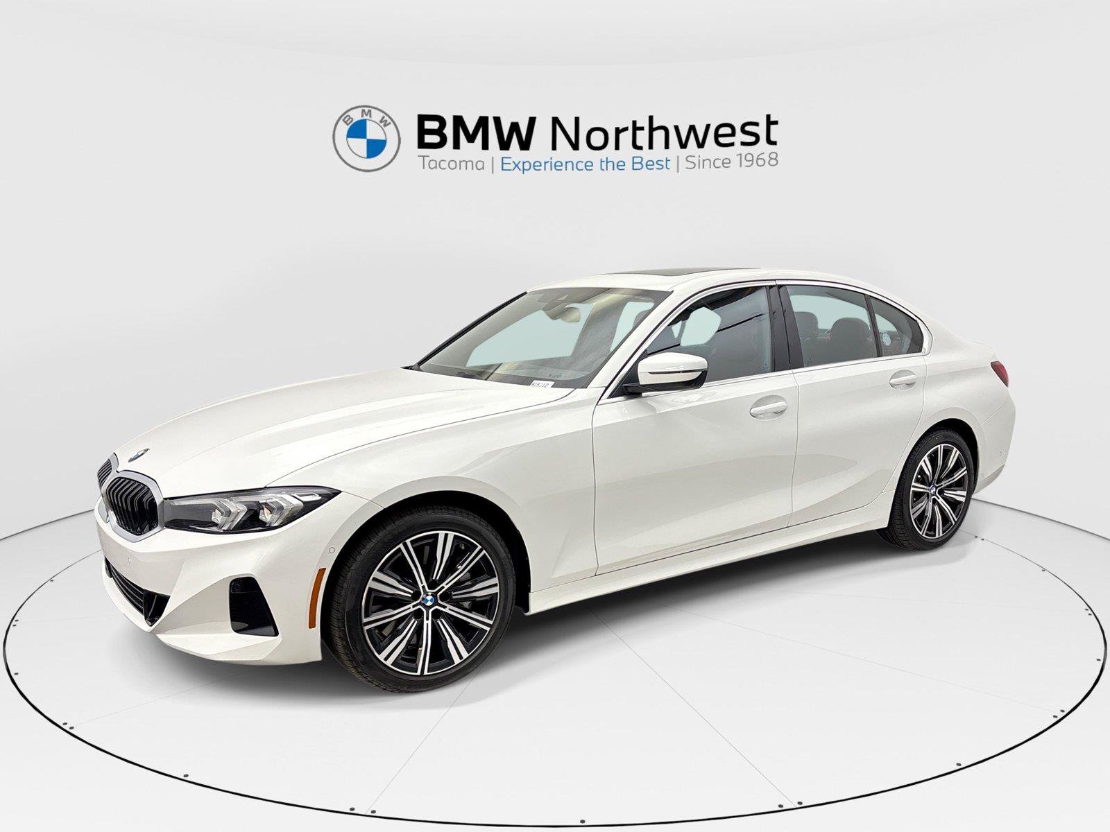 New 2026 BMW 330i Sedan w/ Convenience Package RWD image 1