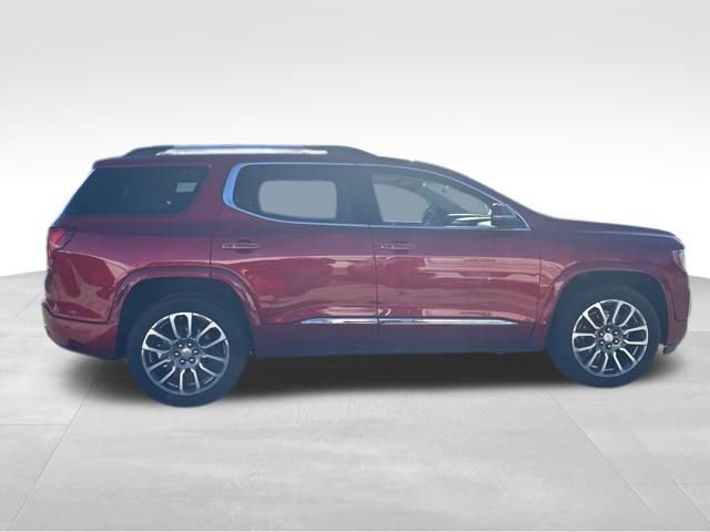 Used 2022 GMC Acadia Denali w/ Denali Ultimate Package image 9