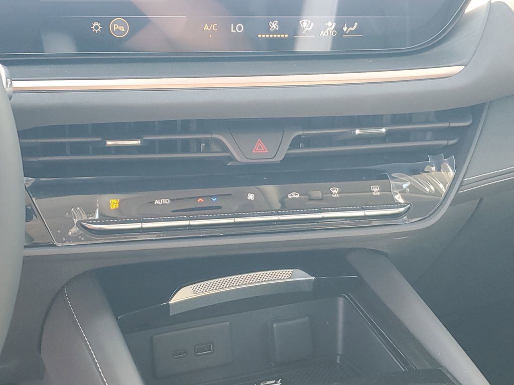 New 2026 Buick Envision Sport Touring image 18