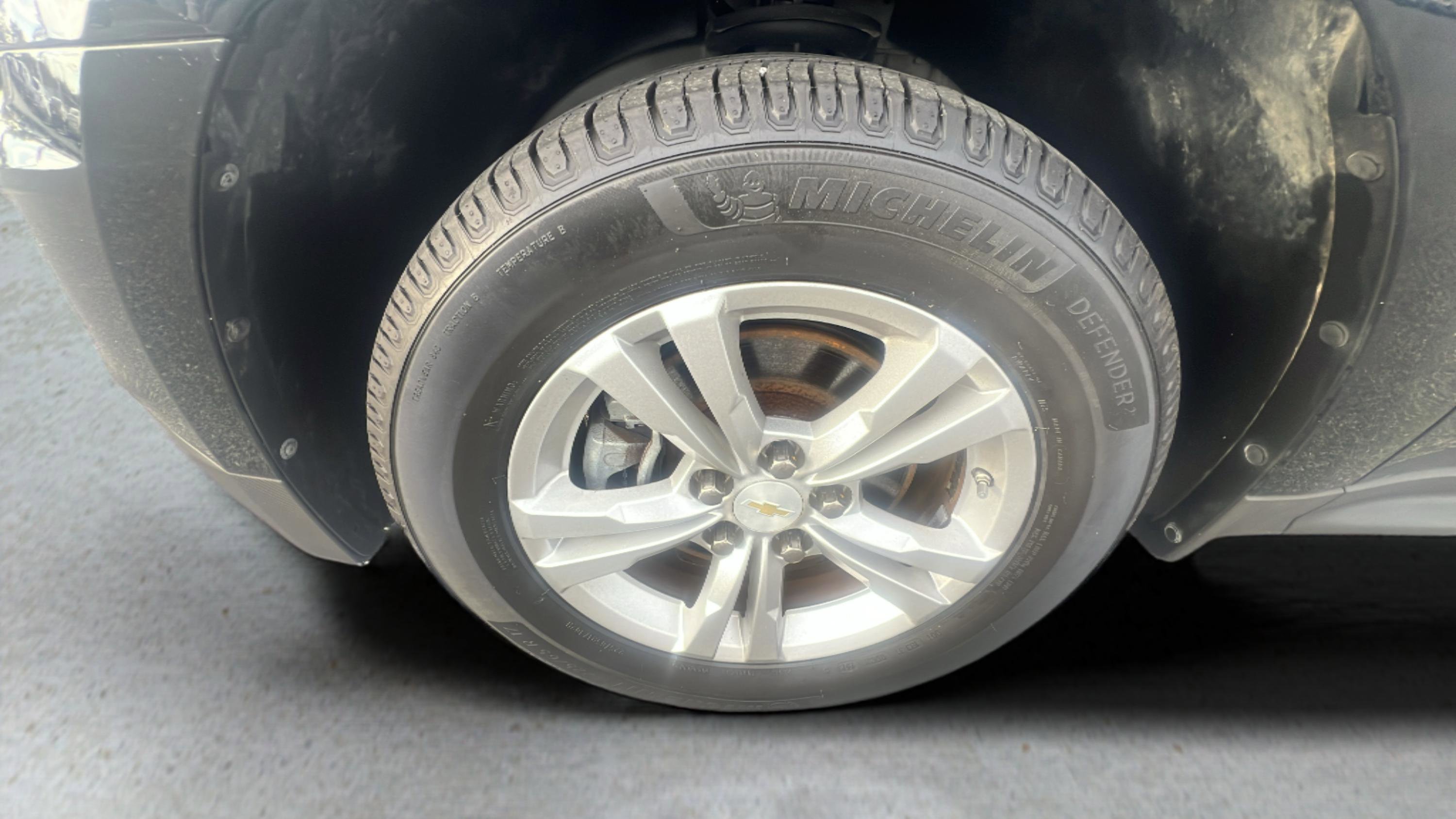 Used 2017 Chevrolet Equinox LS image 17