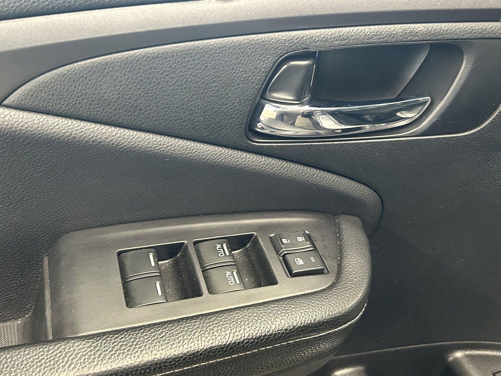 Used 2019 Honda Ridgeline RTL image 10