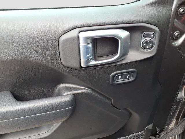 Used 2023 Jeep Gladiator Sport image 14