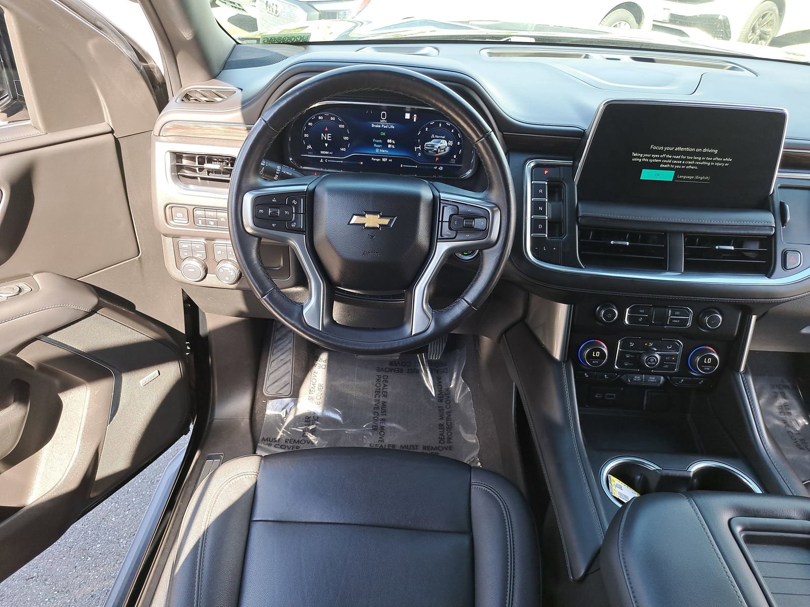 Used 2022 Chevrolet Tahoe LT w/ Luxury Package image 18