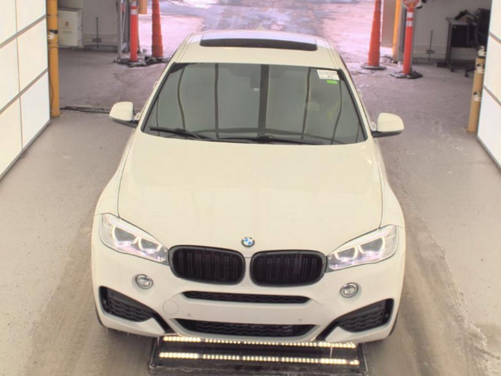 Used 2017 BMW X6 xDrive35i image 2