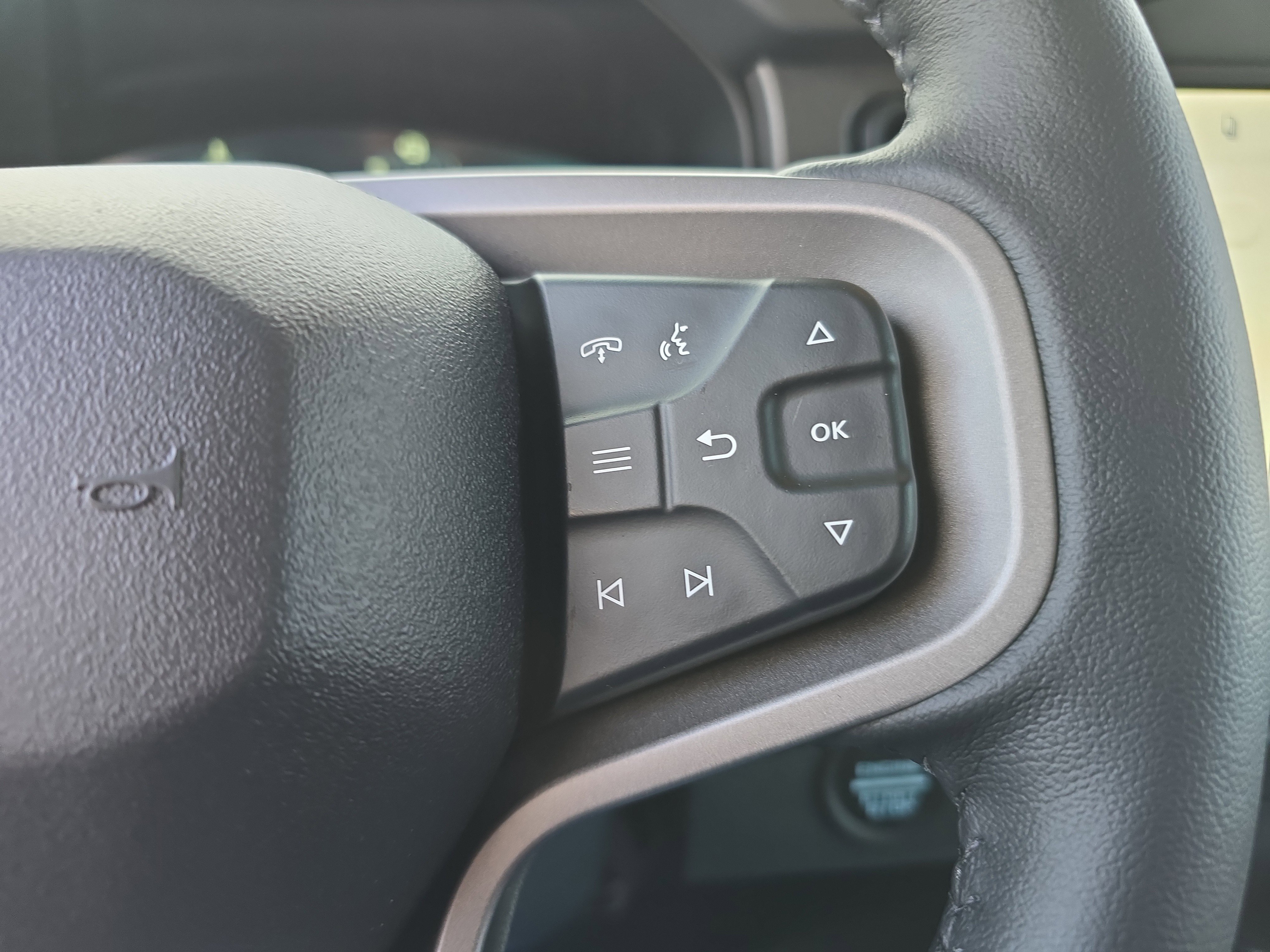 New 2026 Ford Bronco Badlands AWD/4WD image 24