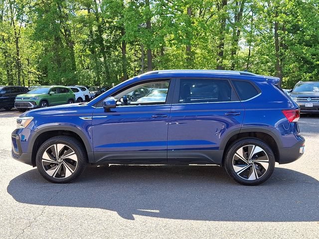 Certified 2023 Volkswagen Taos SE w/ Panoramic Sunroof Package AWD/4WD image 6