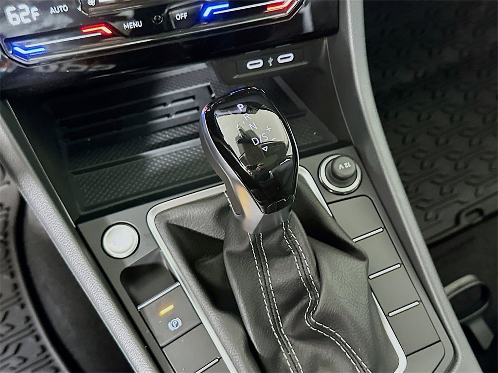 New 2026 Volkswagen Jetta SE image 22