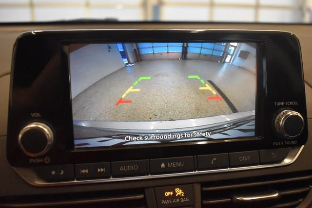 Used 2023 Nissan Altima 2.5 S FWD image 8