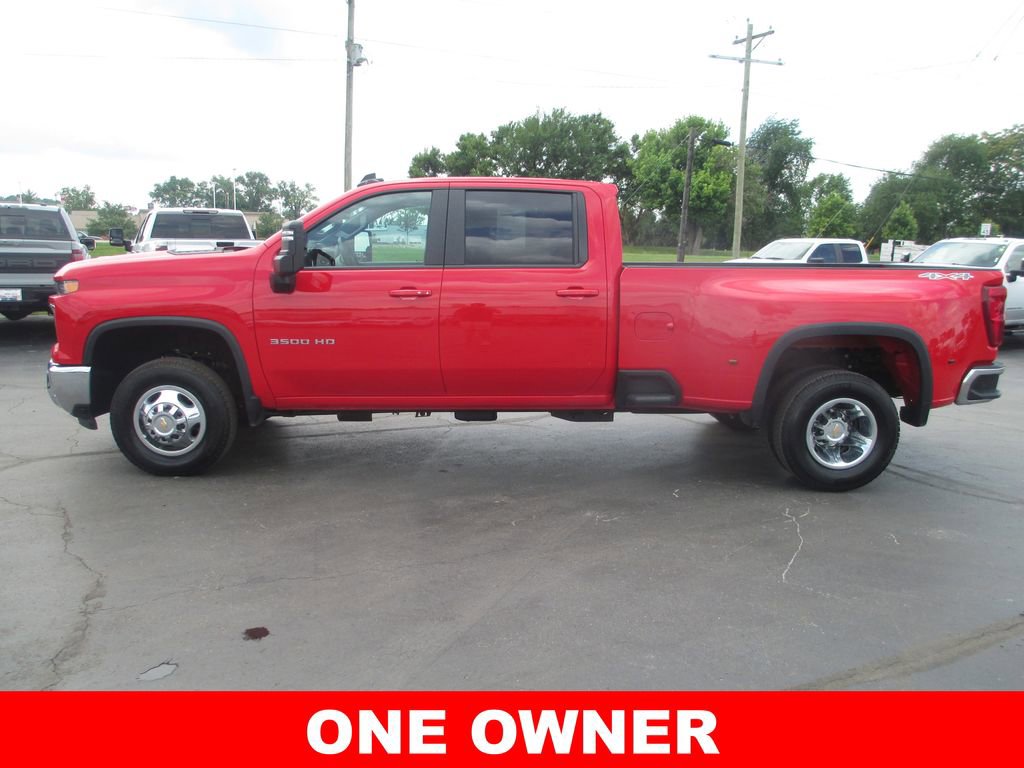 Used 2026 Chevrolet Silverado 3500 LT w/ All Star Edition AWD/4WD image 11