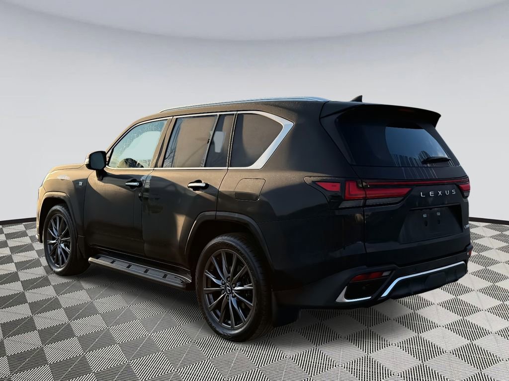Used 2024 Lexus LX 600 F Sport image 4