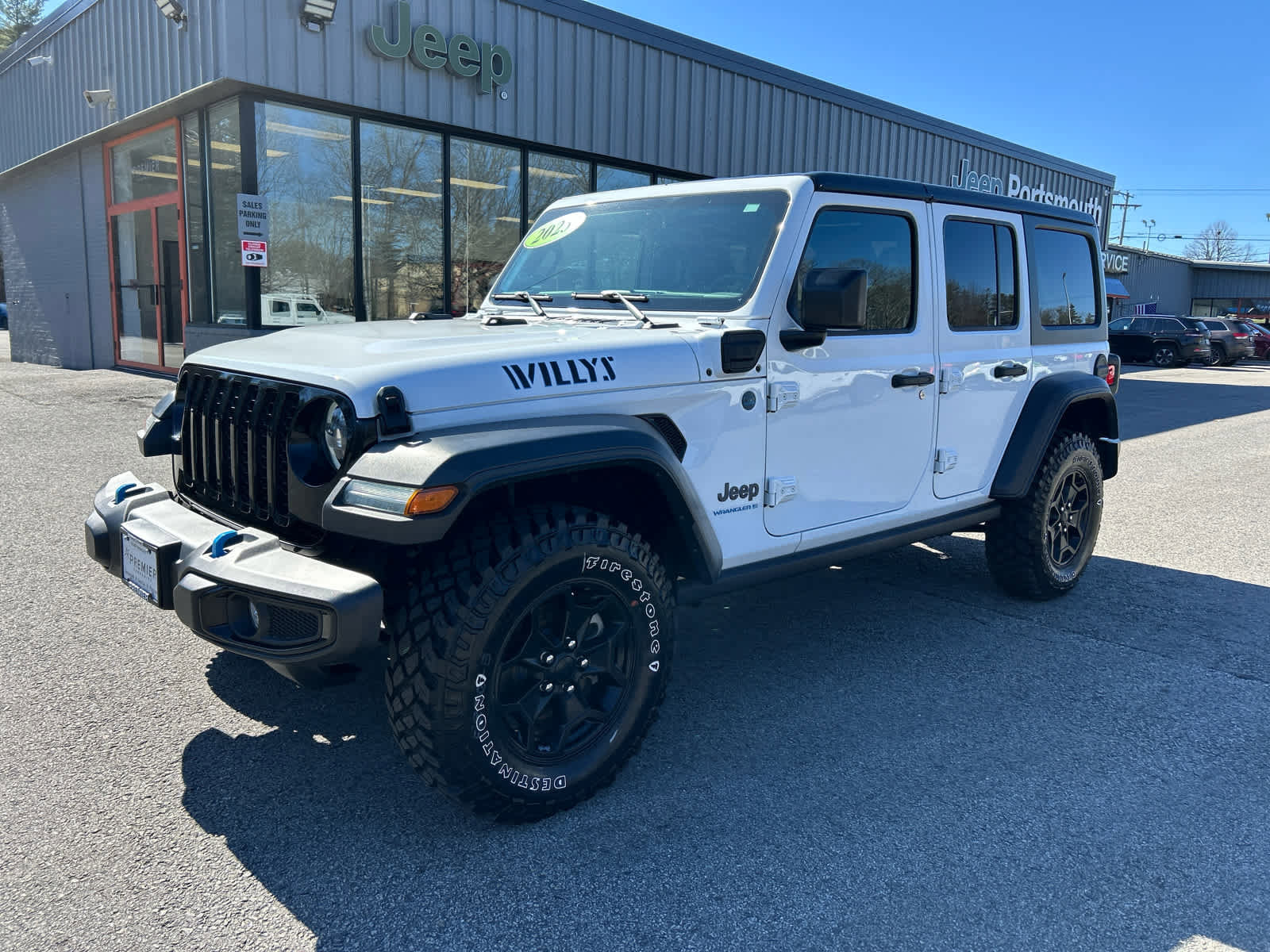 Used 2023 Jeep Wrangler Unlimited w/ Cold Weather Group image 10