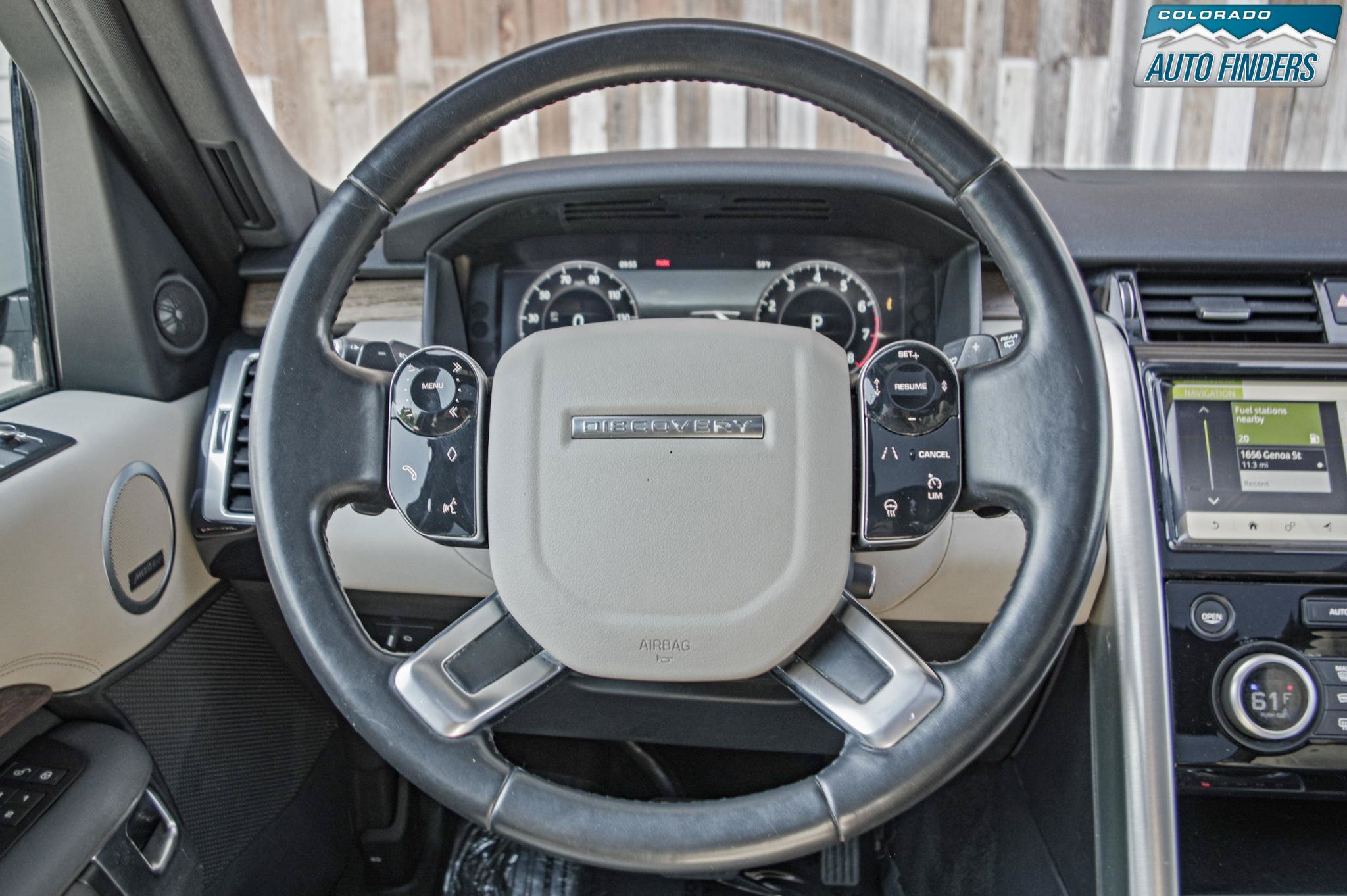 Used 2019 Land Rover Discovery HSE AWD/4WD image 13
