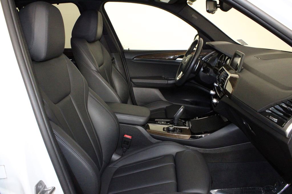 Used 2019 BMW X3 sDrive30i w/ Driving Assistance Package image 13