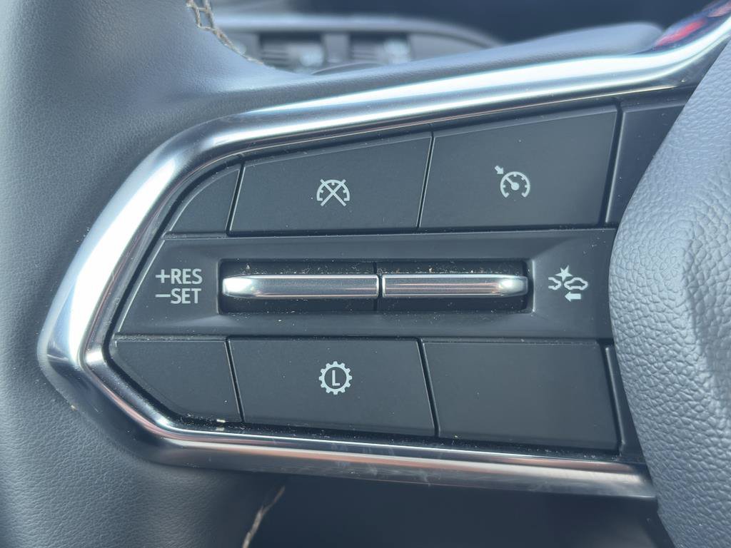 Certified 2026 Chevrolet Traverse LT AWD/4WD image 12