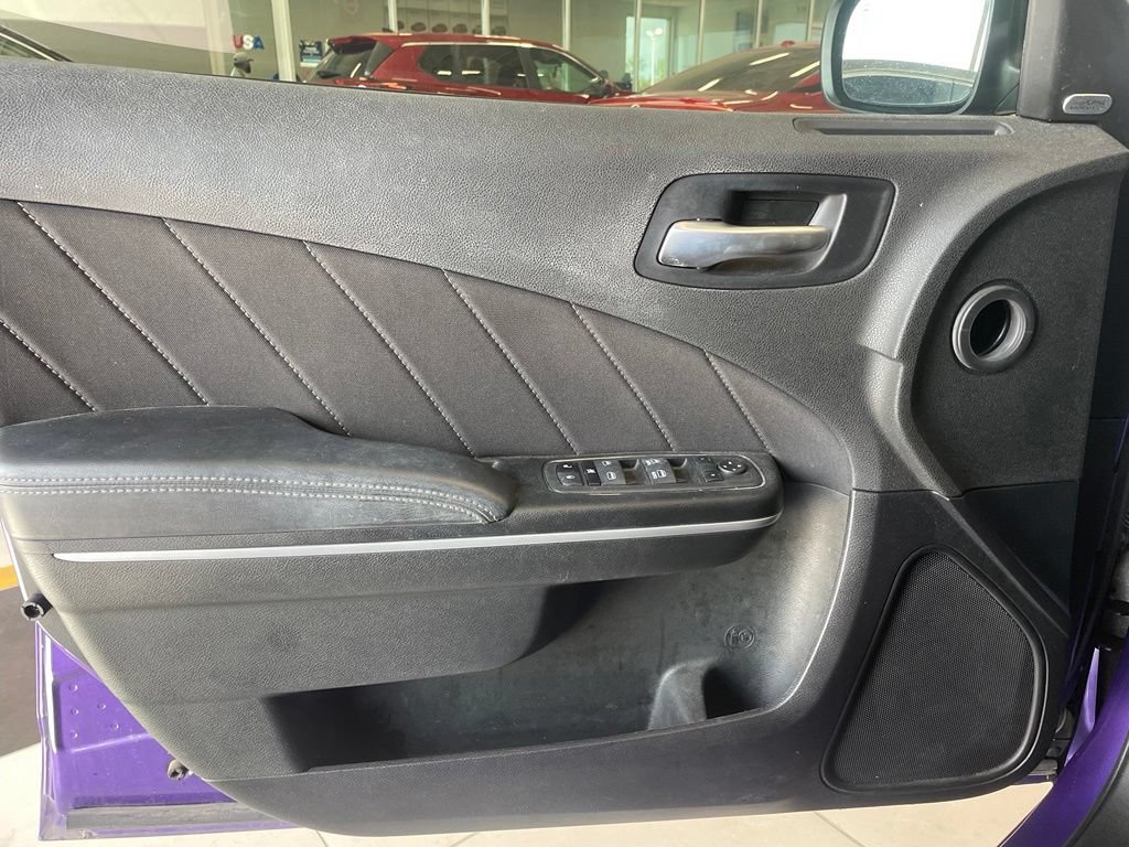 Used 2023 Dodge Charger R/T RWD image 9