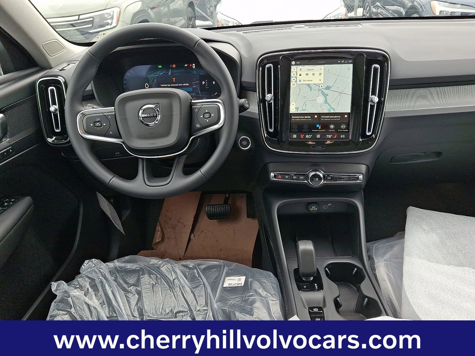 New 2026 Volvo XC40 B5 Core w/ Protection Package Premier image 8