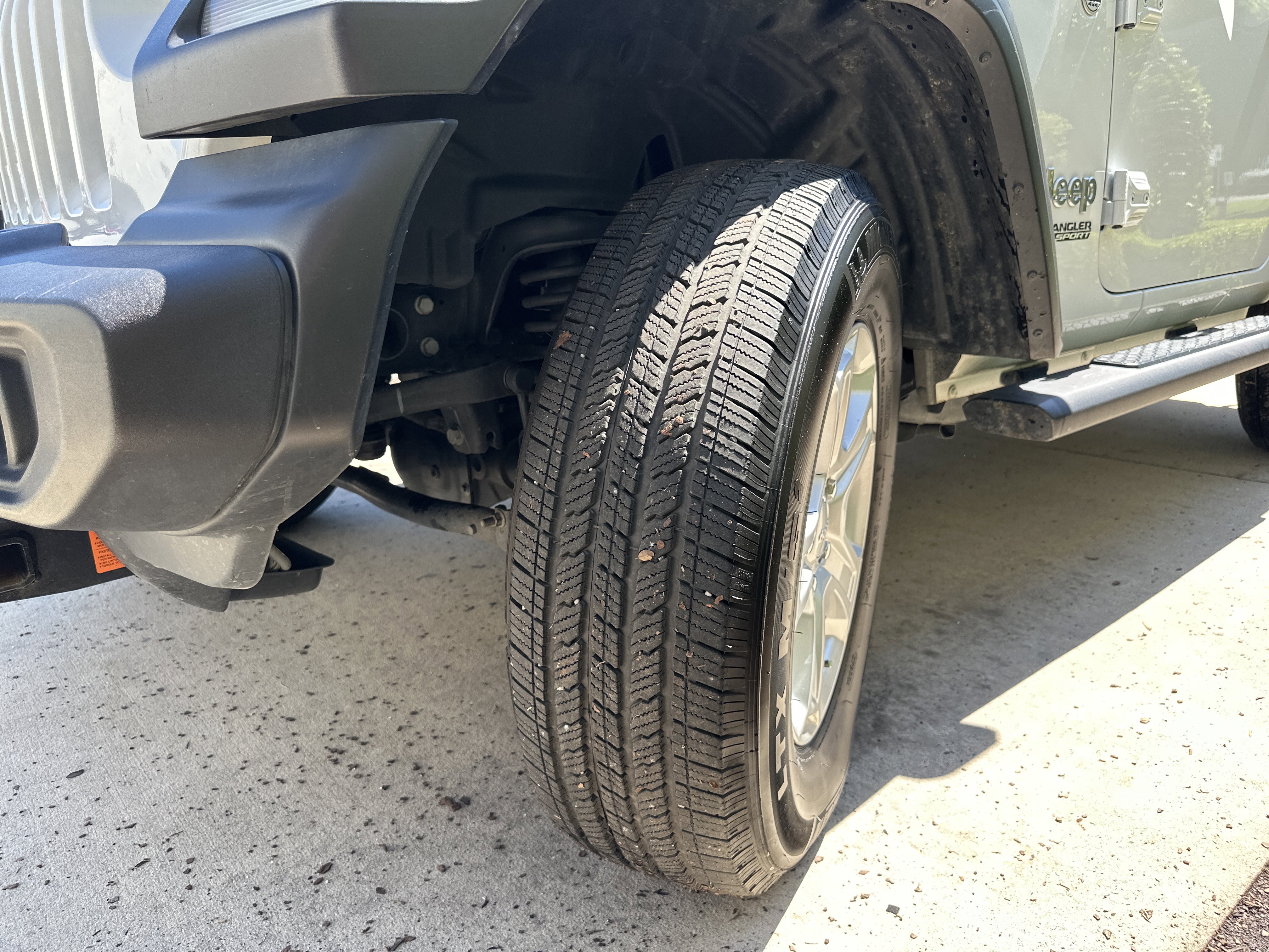 Used 2020 Jeep Wrangler Sport AWD/4WD image 12