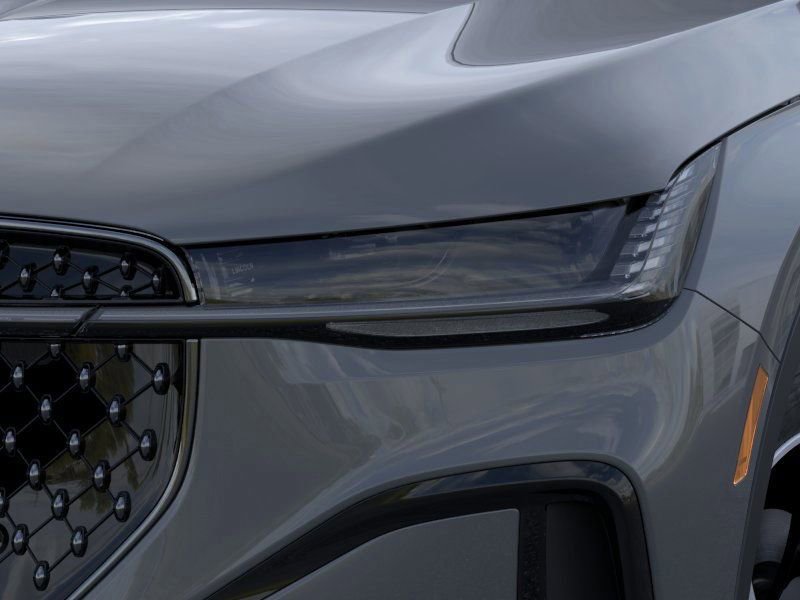 New 2025 Lincoln Nautilus Premier w/ Equipment Group 102A image 18