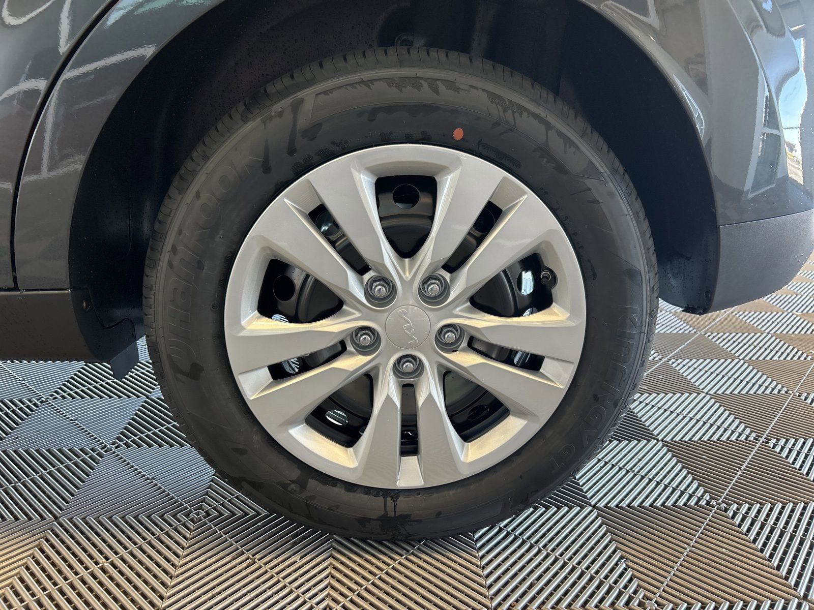 New 2025 Kia Soul LX image 8