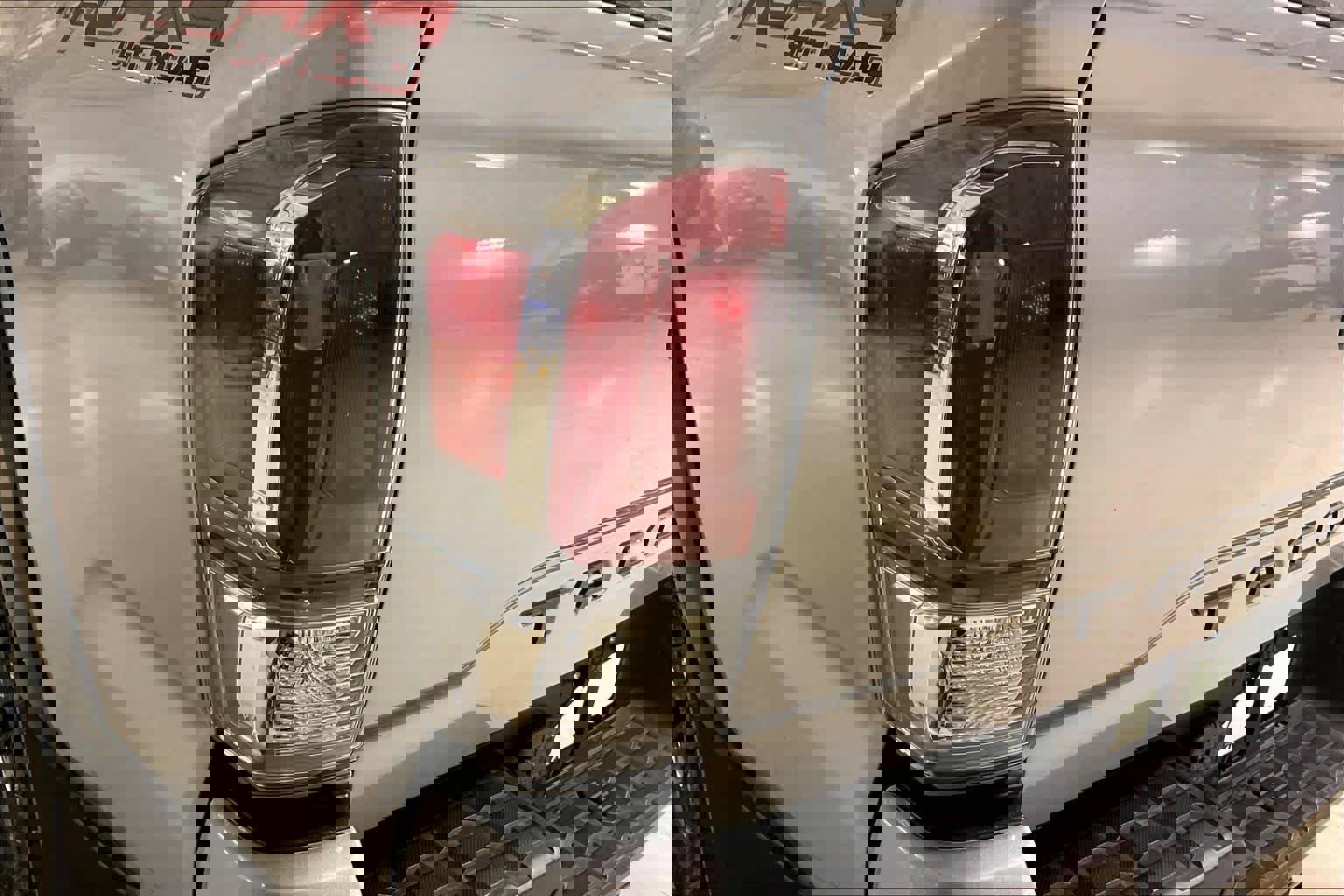 Used 2021 Toyota Tacoma TRD Off-Road image 27