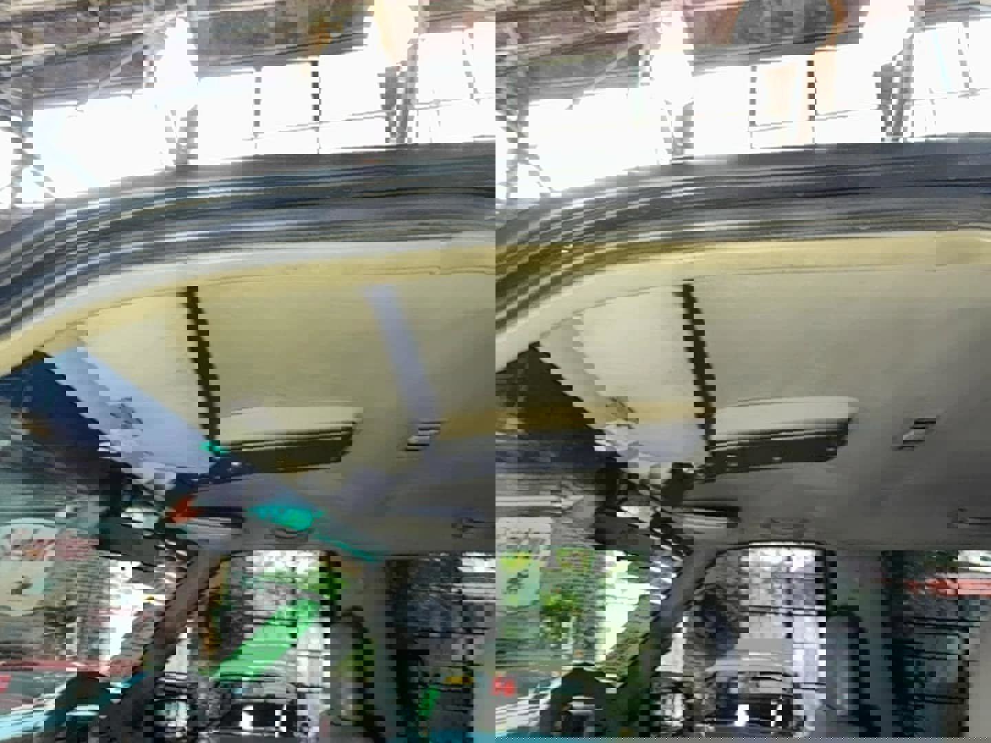 Used 1995 GMC Yukon SLE image 17