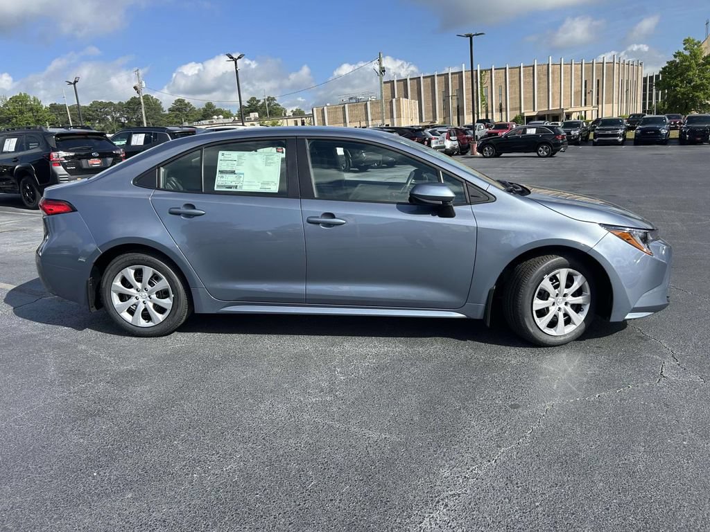 New 2026 Toyota Corolla LE FWD image 2