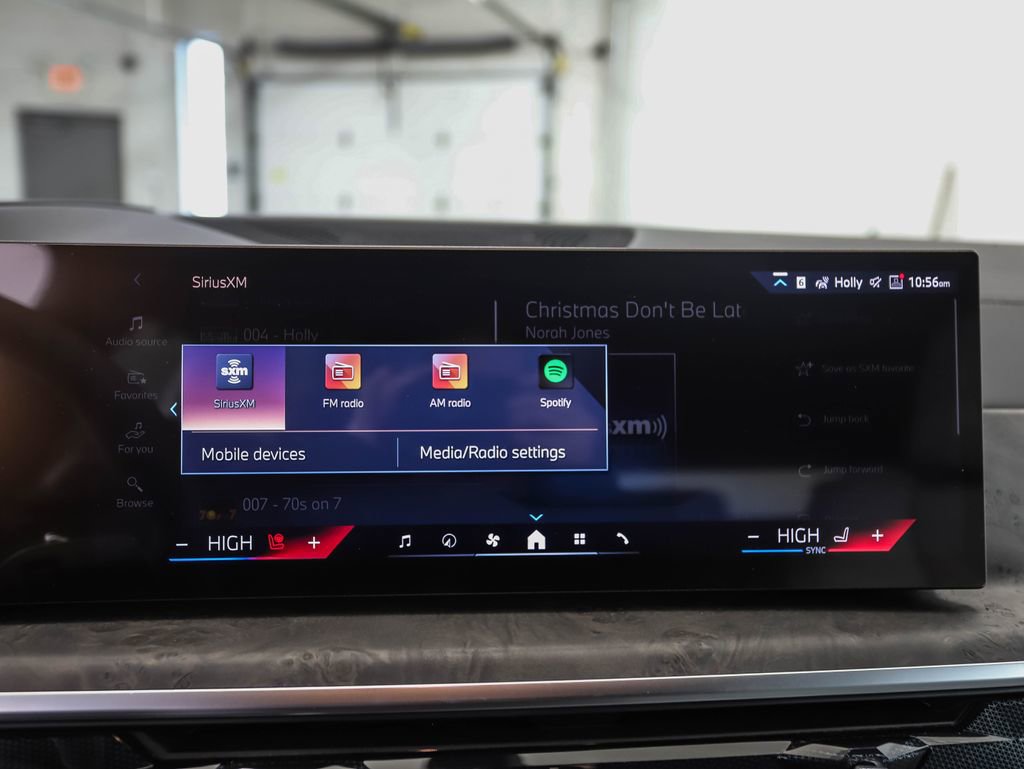 New 2026 BMW X5 xDrive40i w/ Executive Package image 17